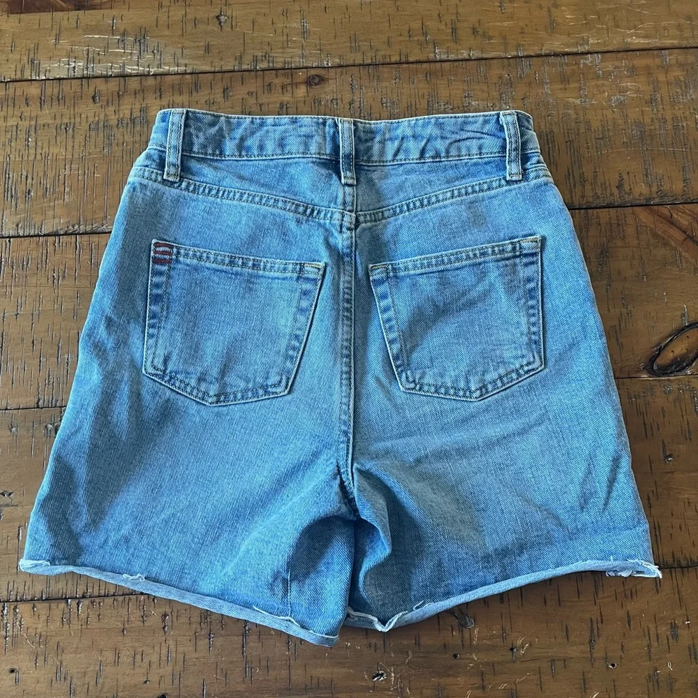 Urban Outfitters BDG 90s Denim Shorts Long Inseam‎ - Picture 4 of 4